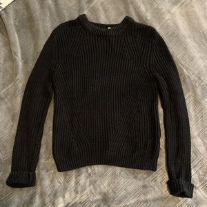 ‼️Last chance by Feb 5‼️ Black knit sweater